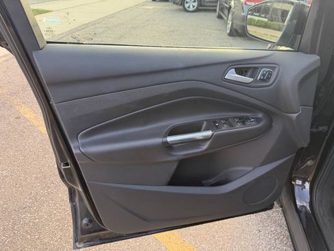 Used 2013 Ford Escape SEL FWD image 21