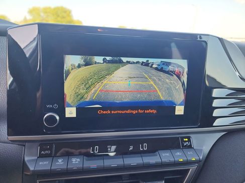 Used 2025 Toyota Camry LE image 26