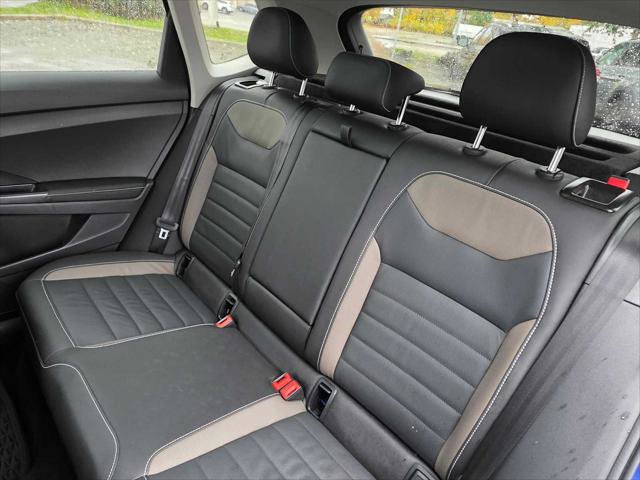 Used 2024 Volkswagen Taos SEL AWD/4WD image 17