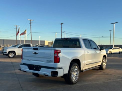 Used 2026 Chevrolet Silverado 1500 High Country AWD/4WD image 26