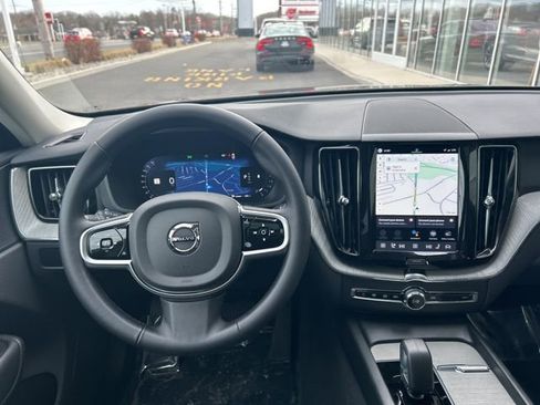 Certified 2025 Volvo XC60 B5 Plus w/ Climate Package image 18