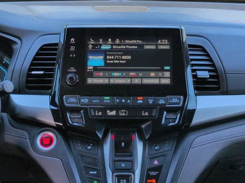 Used 2018 Honda Odyssey EX image 18