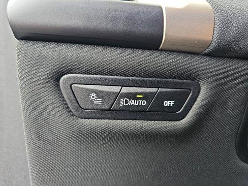 New 2026 BMW iX xDrive60 w/ Premium Package image 26