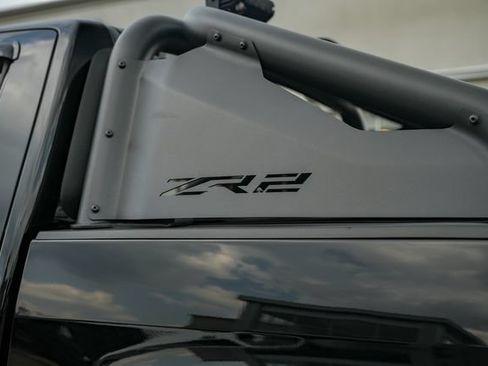 Used 2018 Chevrolet Colorado ZR2 w/ ZR2 Midnight Special Edition AWD/4WD image 15
