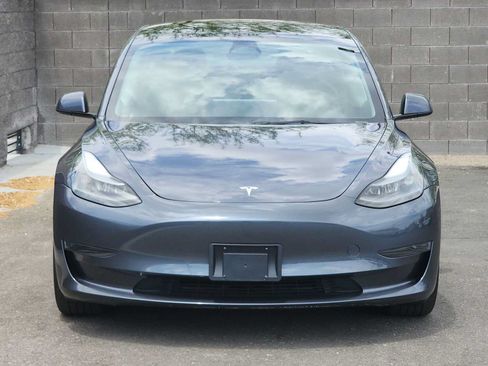 Used 2023 Tesla Model 3 Standard Range RWD image 3