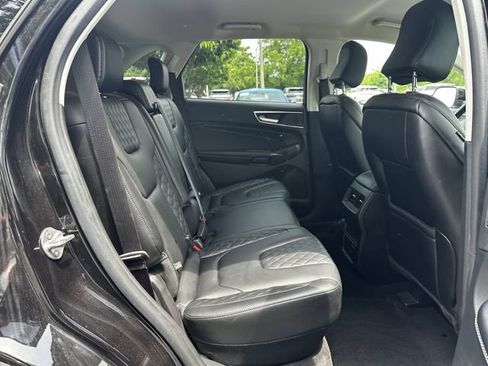 Certified 2023 Ford Edge Titanium AWD/4WD image 37