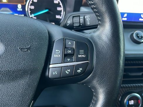 Used 2022 Ford Maverick Lariat w/ Lariat Luxury Package image 17