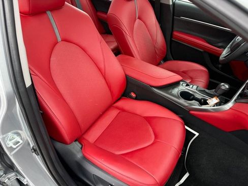 Used 2023 Toyota Camry XSE image 11