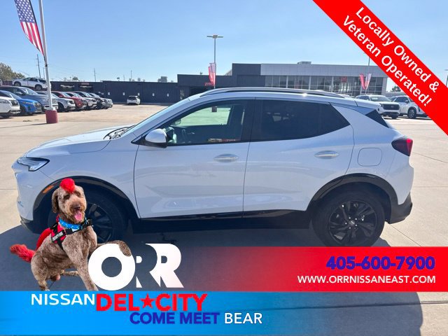 Used 2024 Buick Encore GX Sport Touring AWD/4WD image 2