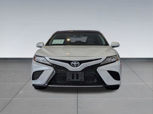 Used 2019 Toyota Camry XSE FWD image 9