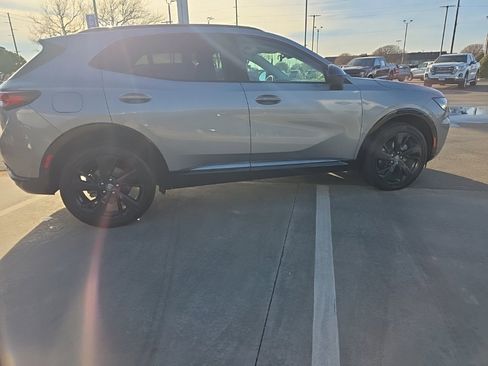 Used 2023 Buick Envision Preferred image 7