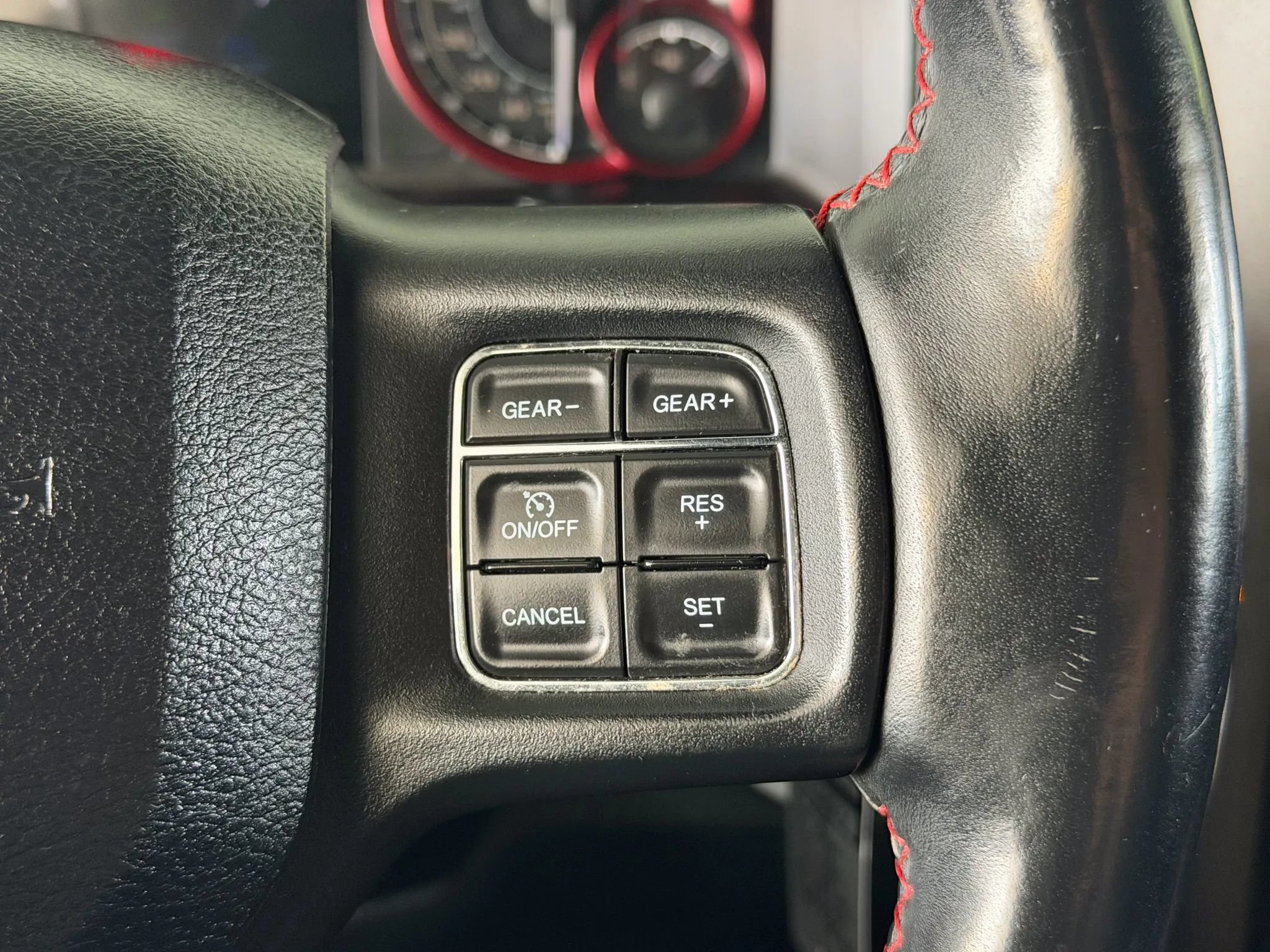Used 2015 RAM 1500 Rebel AWD/4WD image 37