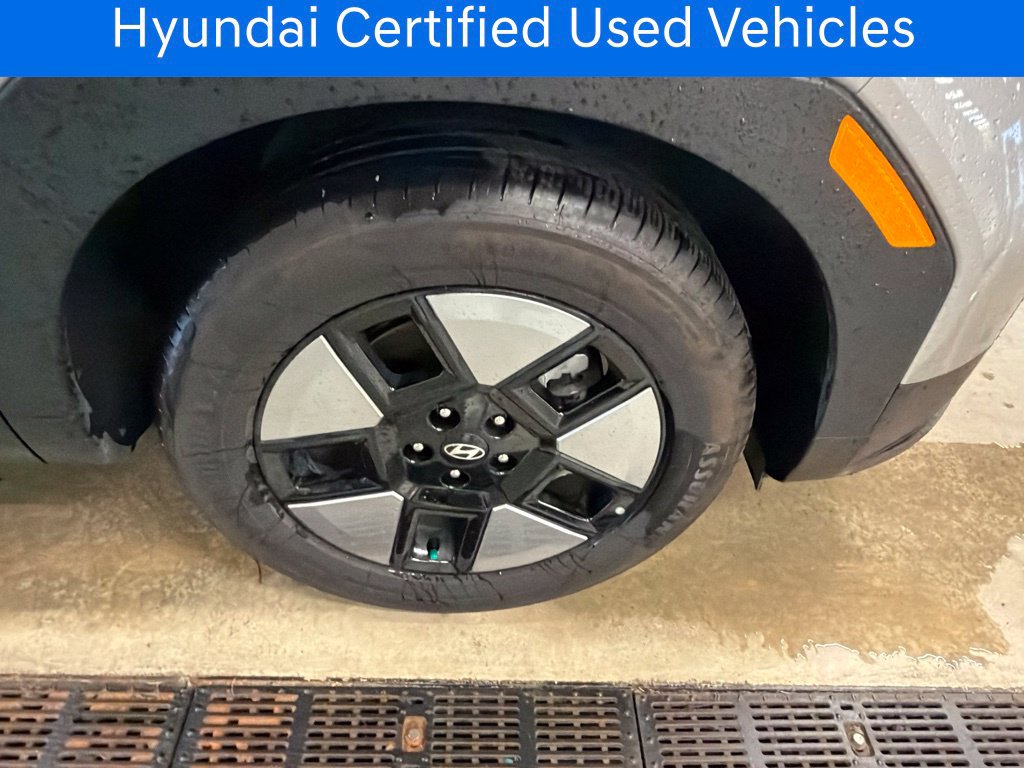 Certified 2025 Hyundai Santa Fe SEL AWD/4WD image 18