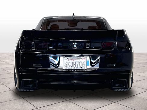 Used 2010 Chevrolet Camaro SS w/ RS Package RWD image 7