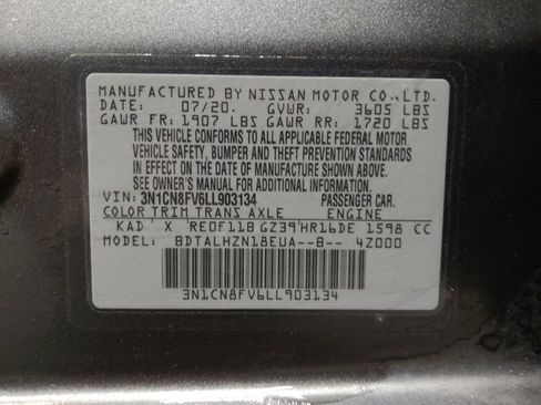 Used 2020 Nissan Versa SR image 33