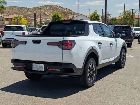 New 2025 Hyundai Santa Cruz SE image 6