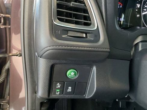 Certified 2022 Honda HR-V EX image 9