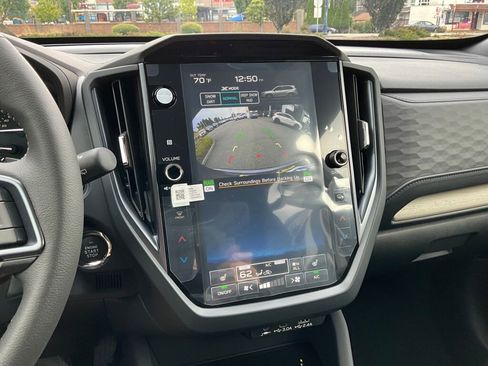 Used 2025 Subaru Forester Limited image 18