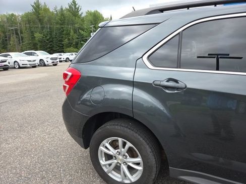 Used 2017 Chevrolet Equinox LT w/ Convenience Package FWD image 25