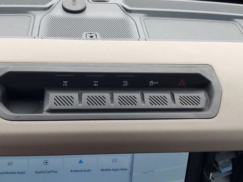 Used 2021 Ford Bronco Wildtrak AWD/4WD image 16