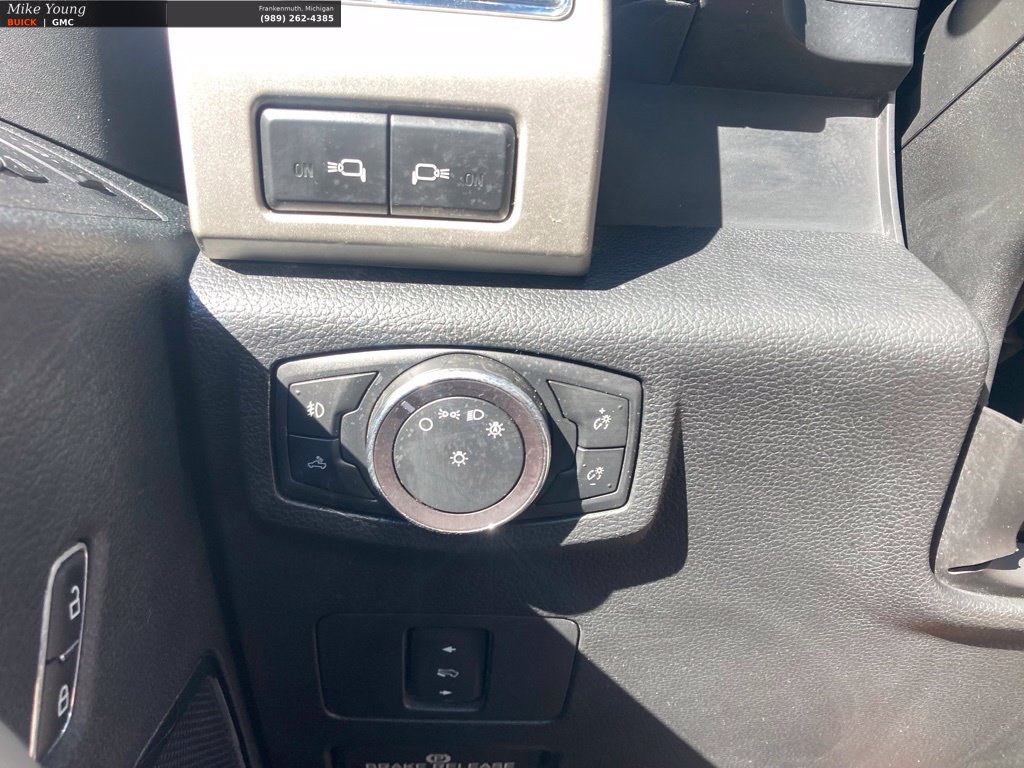 Used 2020 Ford F350 Lariat w/ Chrome Package AWD/4WD image 20