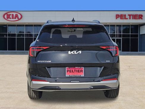 New 2026 Kia Sportage SX image 4
