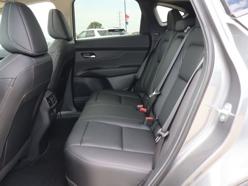 Used 2025 Nissan Murano SL AWD/4WD image 10