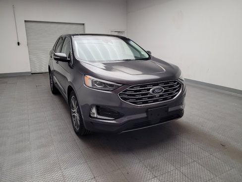 Used 2020 Ford Edge Titanium w/ Equipment Group 301A image 14