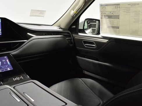 New 2026 INFINITI QX80 Luxe w/ Cargo Package image 15