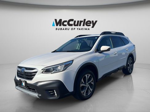 Used 2022 Subaru Outback Limited AWD/4WD image 1