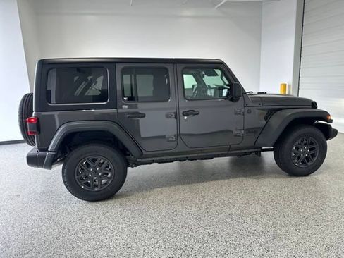 New 2025 Jeep Wrangler Sport S image 30