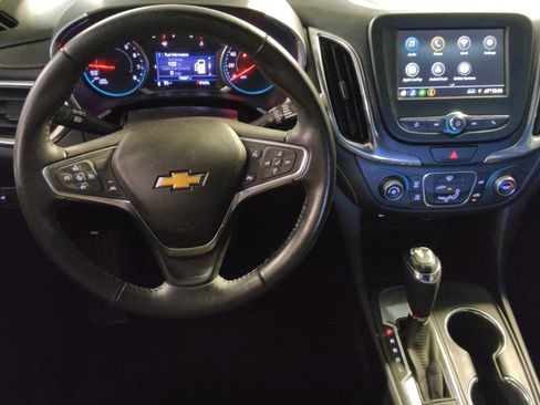 Used 2019 Chevrolet Equinox LT image 22