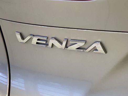 Certified 2022 Toyota Venza Limited w/ Advanced Technology Package AWD/4WD image 11