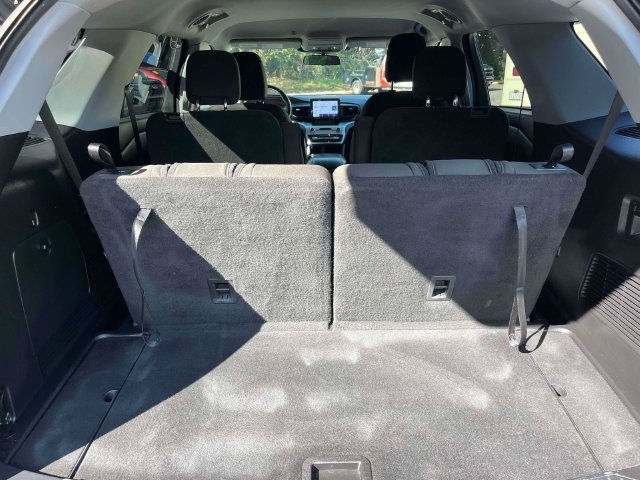Used 2021 Ford Explorer XLT w/ Class III Trailer Tow Package AWD/4WD image 20