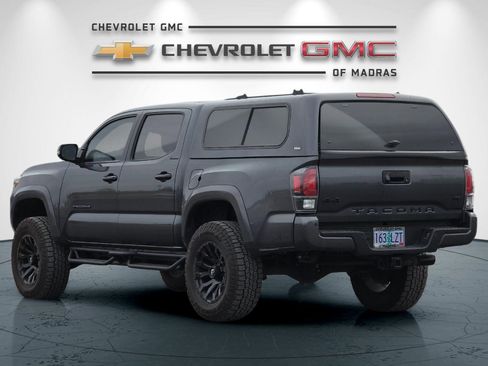 Used 2023 Toyota Tacoma Limited image 5