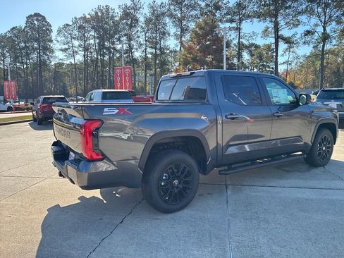 New 2026 Toyota Tundra SR5 image 7