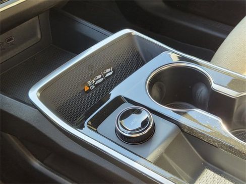 New 2026 Chevrolet Equinox ACTIV w/ Convenience Package III image 30