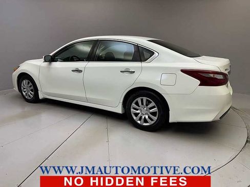 Used 2018 Nissan Altima 2.5 S w/ S Convenience Package image 3