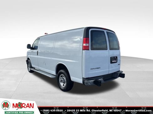 Used 2024 GMC Savana 2500 w/ Driver Convenience Package image 3