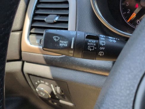 Used 2017 Jeep Grand Cherokee Laredo w/ Quick Order Package 23E AWD/4WD image 25