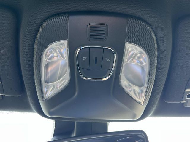 Used 2024 Jeep Compass Latitude AWD/4WD image 36