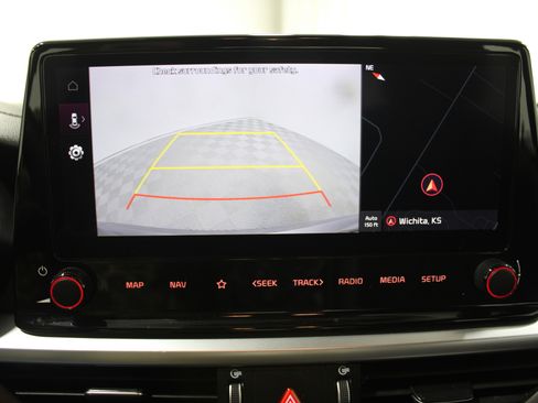 Used 2024 Kia Forte GT-Line image 15