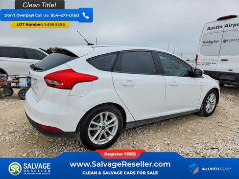 Used 2016 Ford Focus SE FWD image 4