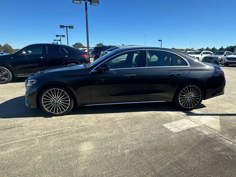New 2026 Mercedes-Benz E 350 4MATIC Sedan image 5