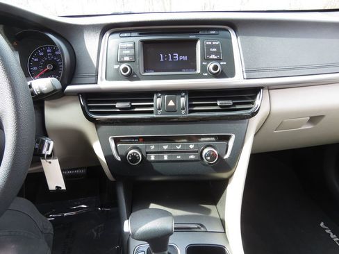 Used 2016 Kia Optima LX w/ LX Convenience Package image 25