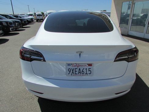 Used 2023 Tesla Model 3 Standard Range RWD image 8