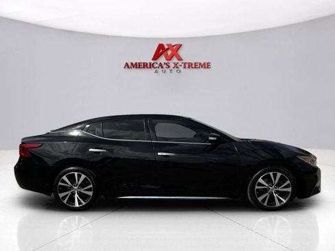 Used 2017 Nissan Maxima Platinum image 6