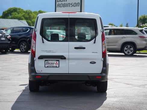 Used 2021 Ford Transit Connect XL FWD image 4