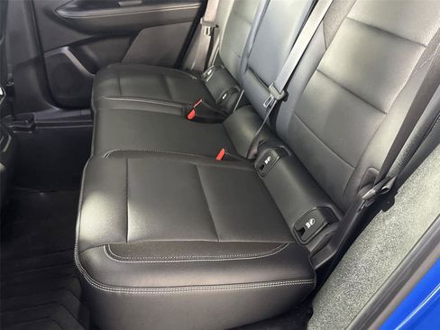 Used 2024 Chevrolet Blazer EV LT AWD/4WD image 13
