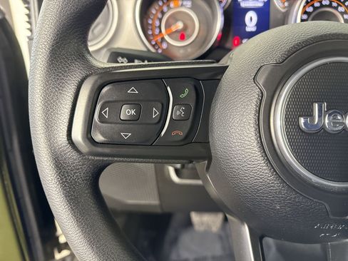 Used 2022 Jeep Wrangler Unlimited Sport image 13